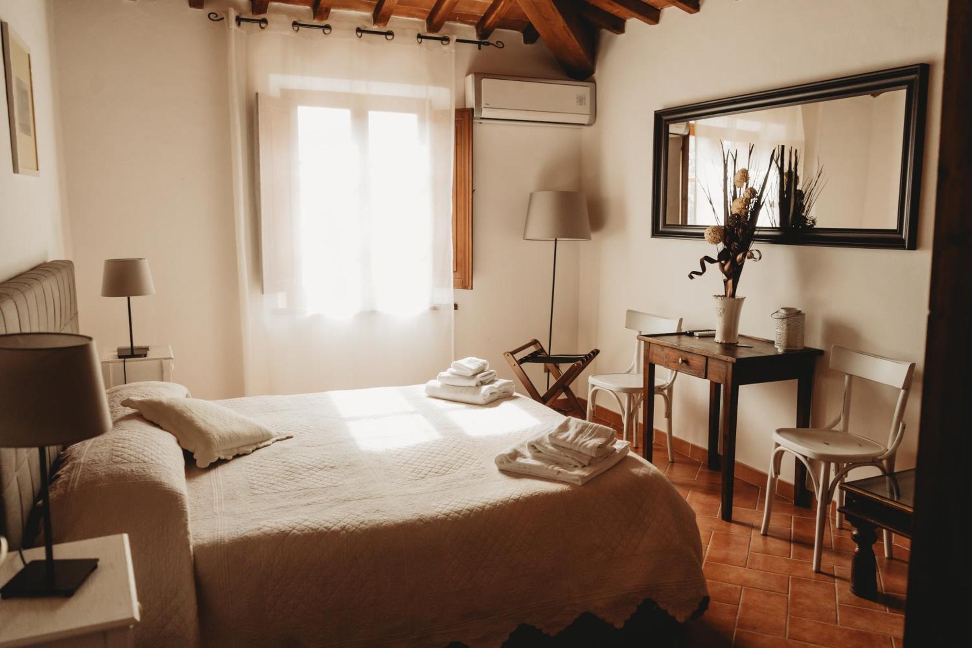 Borgo Terrosi Bed & Breakfast Синалунга Екстериор снимка