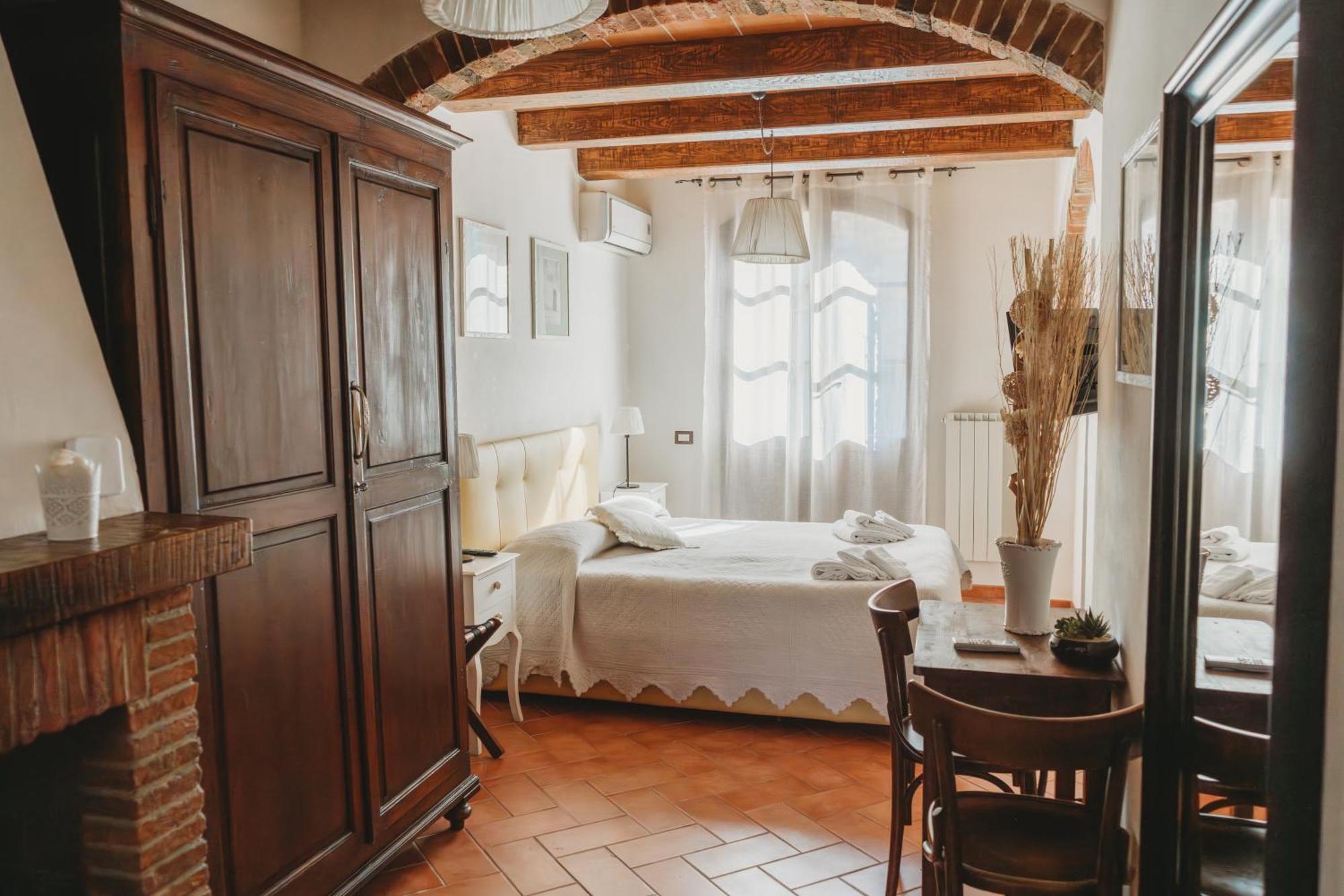 Borgo Terrosi Bed & Breakfast Синалунга Екстериор снимка